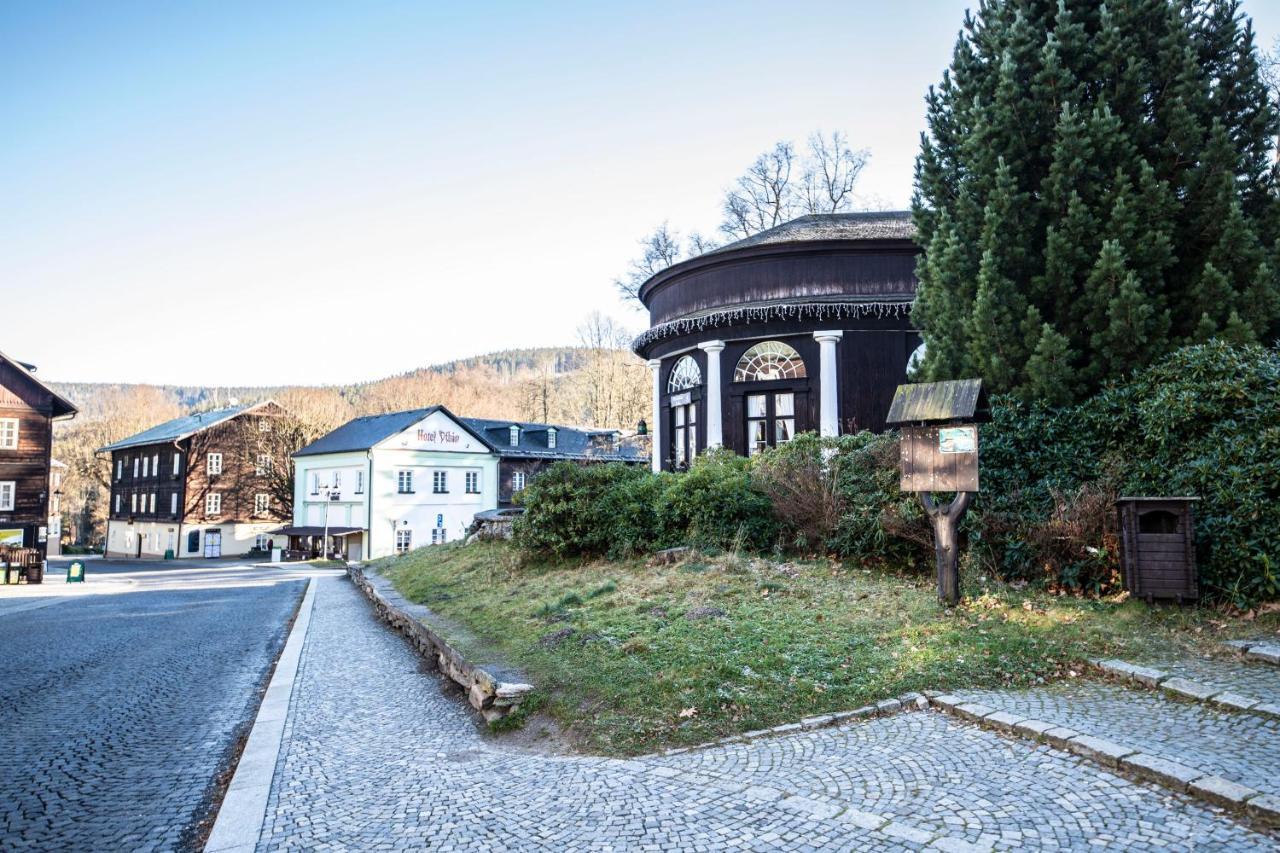Hotel Džbán Karlova Studánka Exterior foto