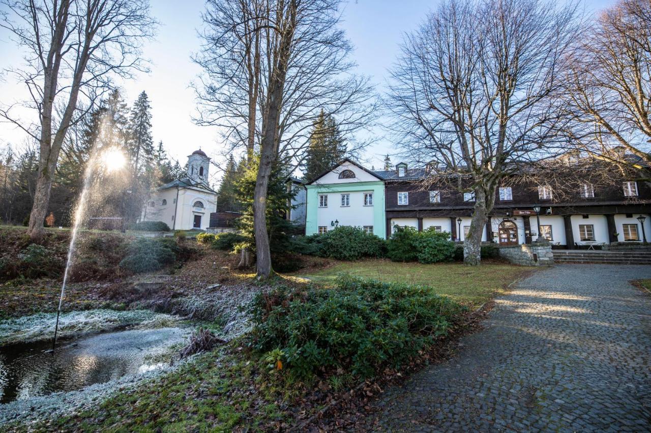 Hotel Džbán Karlova Studánka Exterior foto